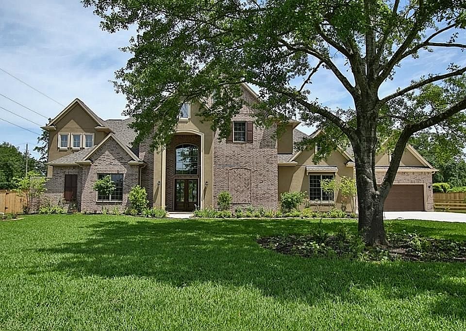 1st image of 12734 Hunters Canyon Ln