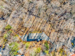 140 Crows Nest Rd, Hendersonville, NC 28791