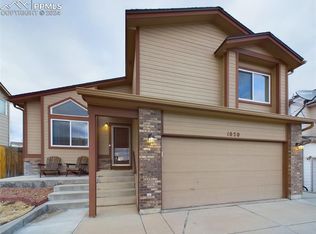 1020 Lords Hill Dr, Fountain, CO 80817