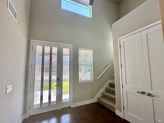 3rd image of 4700 Paulette Place