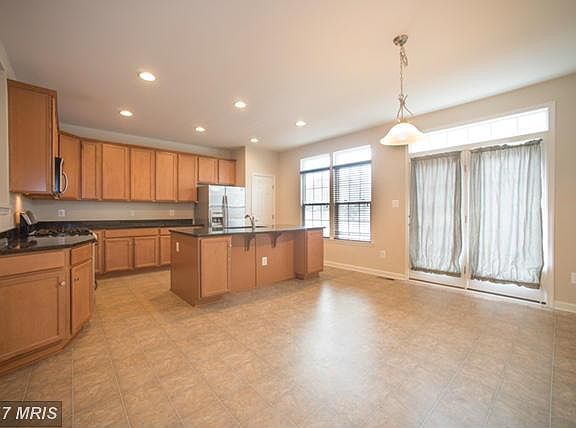 3rd image of 2267 Merseyside Dr #25