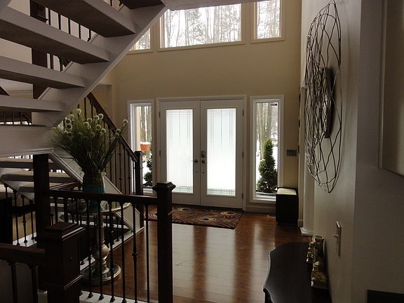 3rd image of 25 W Juniper Ln