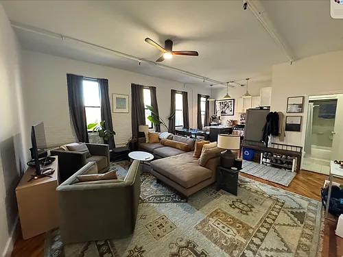 112 Lincoln Ave Photo 1