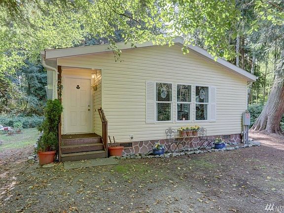 2nd image of 928 Haven Pl