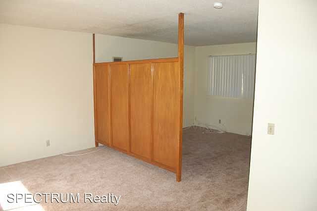 1st image of 130 W Padre St APT 2
