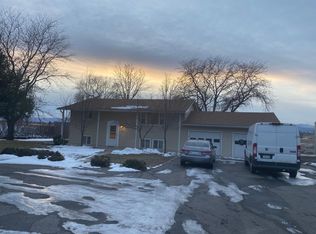 13715 Elmore Rd, Longmont, CO 80504