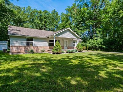 21710 Clark Rd, Belleville, MI, 48111