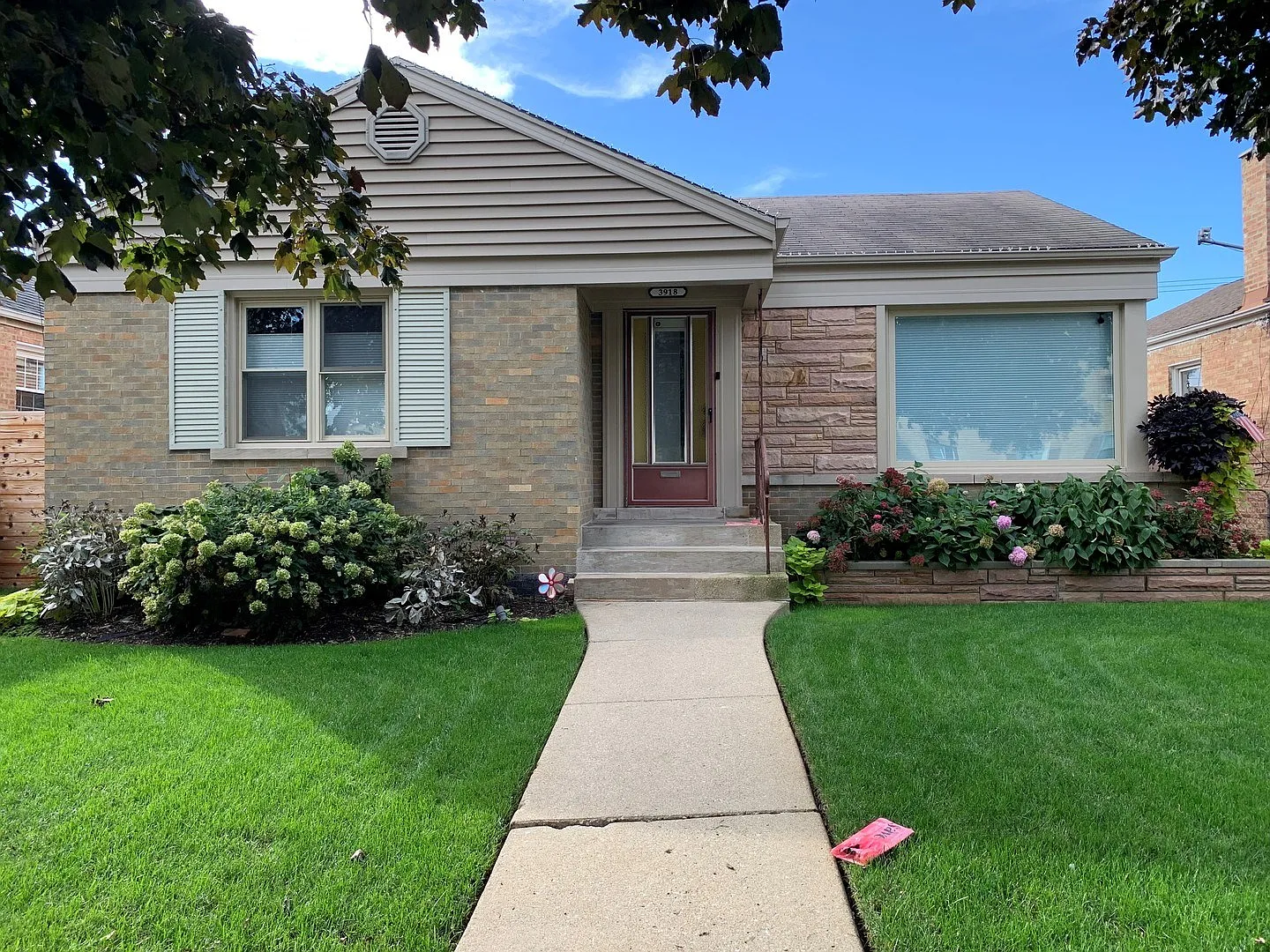 3918 N Pacific Ave photo 1