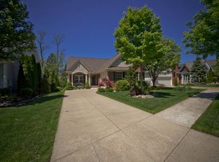 623 Tower Ridge Ct, Milford, MI 48381