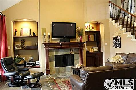 5th image of 2302 Queen Morgan Ln