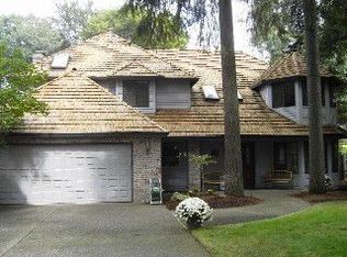 17019 SW Rivendell Dr, Durham, OR 97224