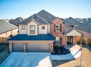 1321 Ocean Dr, Centerton, AR 72719