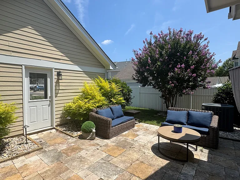 7118 Blakeney Greens Blvd — Photo 17