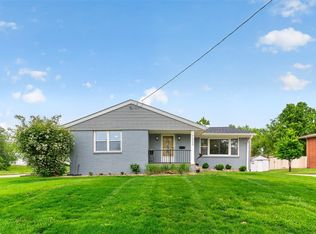 7323 Maple Dr, Urbandale, IA 50322