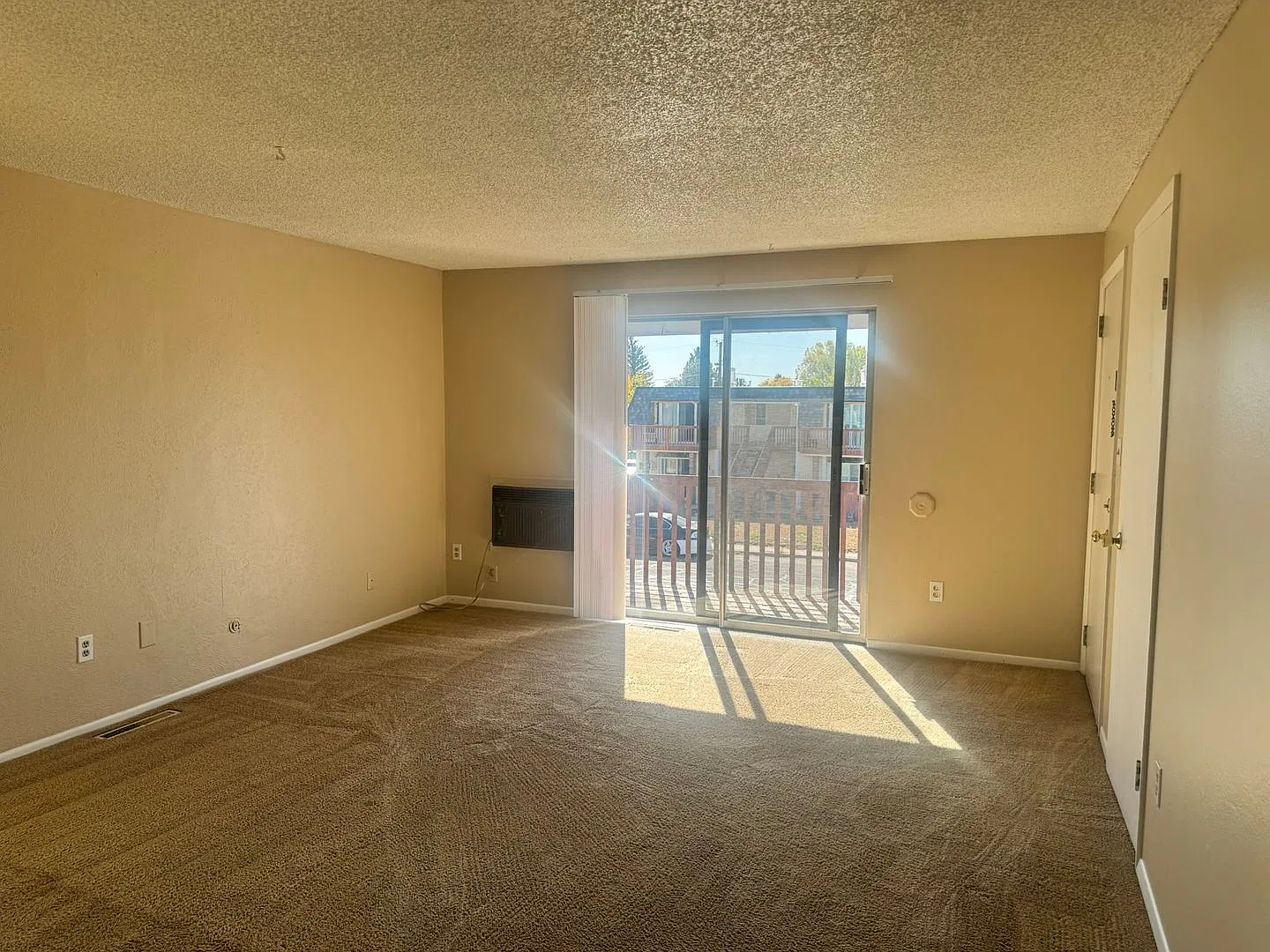 2400 Pattison Ave — Photo 3
