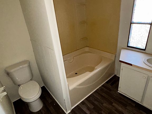 5th image of 194 Cinnamon Ln