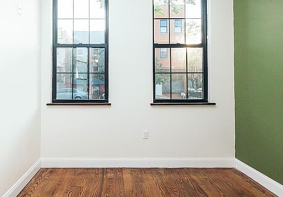 5th image of 686 Lorimer St #1D