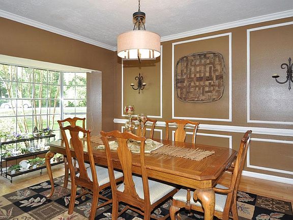 5th image of 2903 Kings Forest Dr