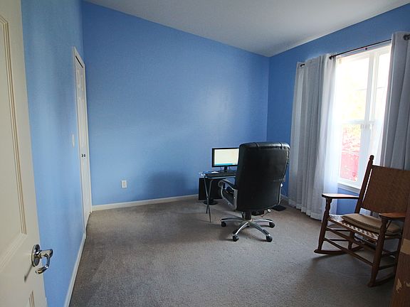 5th image of 7080 Maplelawn Dr