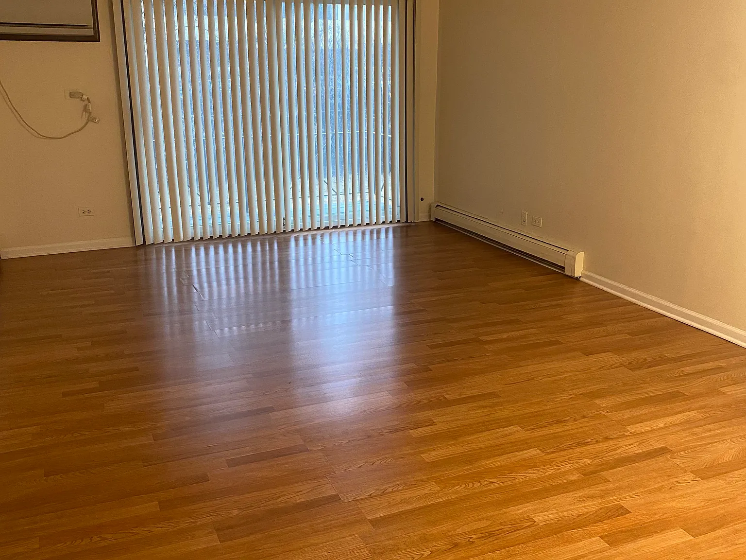 2 bed, 1100 sqft, $1,750 — Photo 2