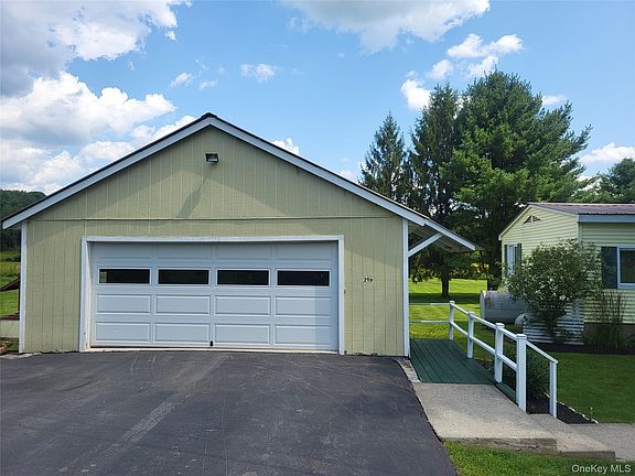 3rd image of 290 Behr Road