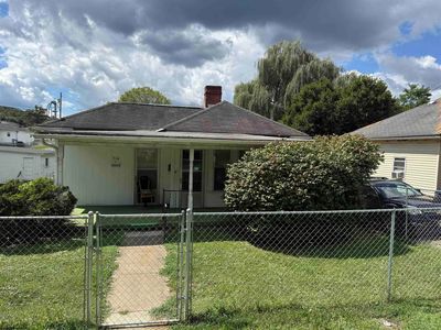 8688 Cost Ave, Stonewood, WV, 26301