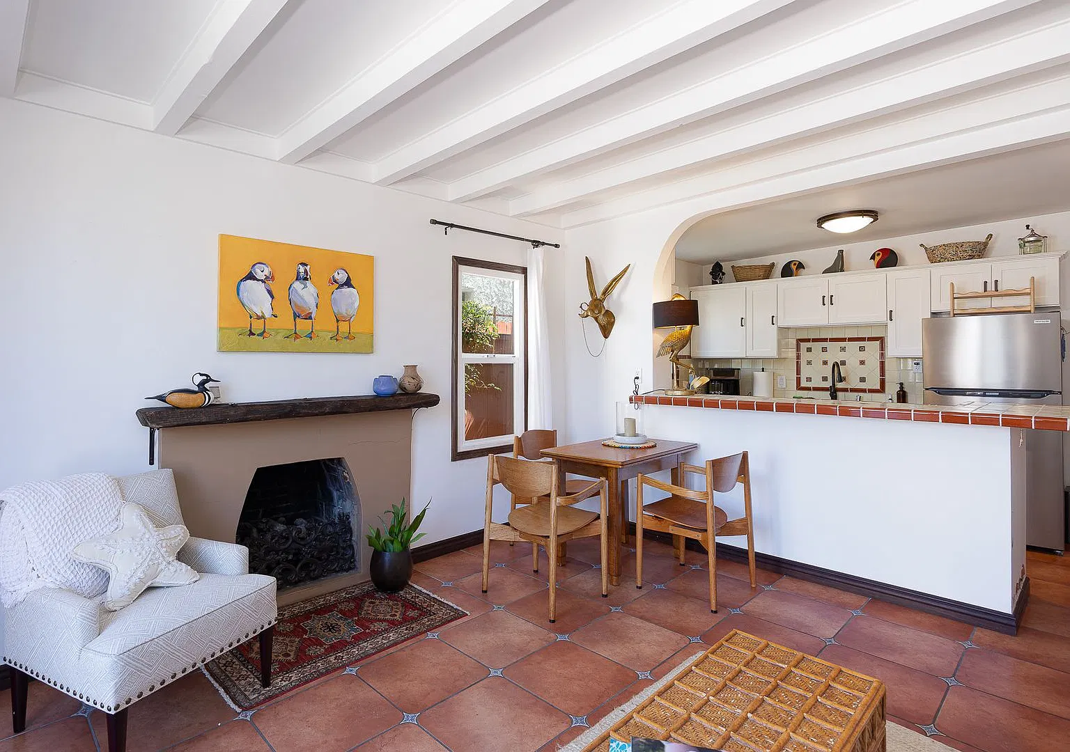 2 Bedroom + 1 Bathroom Home | Silverstrand Beach | Oxnard | Monthly Furnished Rental — Photo 4