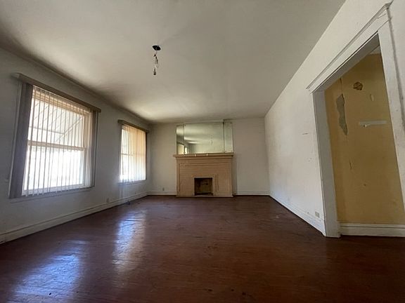 2nd image of 7921 S Luella Ave