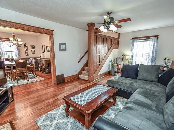 5th image of 2984 Hudson Dr