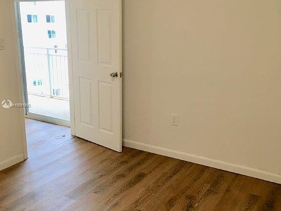 3rd image of 345 Ocean Dr APT 925