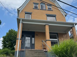 142 Dorothy St #1, East Pittsburgh, PA 15112