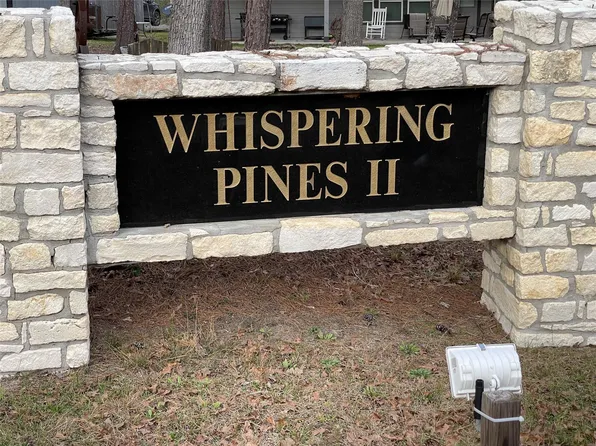 Fir Ct, Huntsville, TX 77320