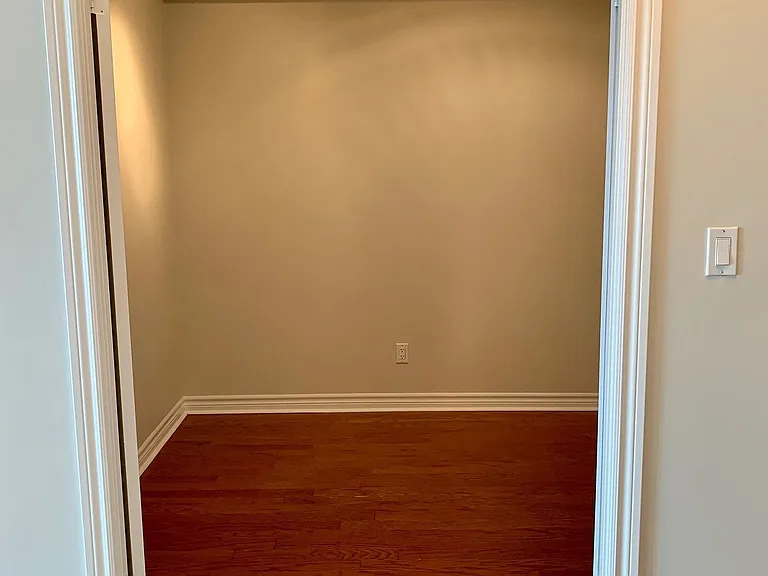 88 Promenade Cir #303 — Photo 9