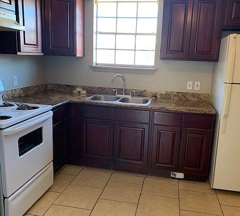 5th image of 213 State St Unit E