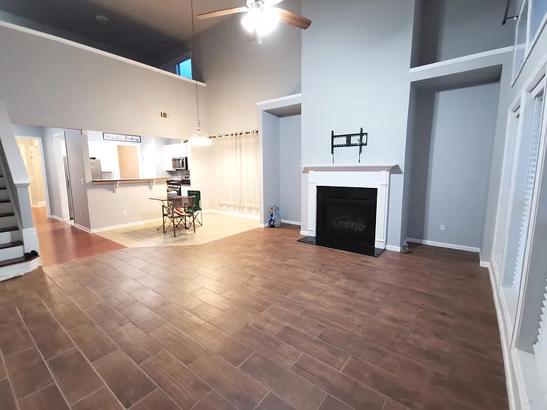 2569 Worrall Hill Way — Photo 16