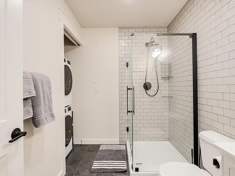 1553 SE Nehalem St #A — Photo 10