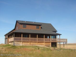 11049 41st St SW, Dickinson, ND 58601