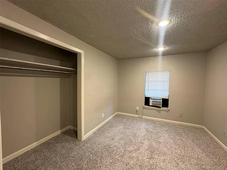 5007 Heflin Ln — Photo 16
