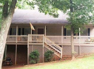 108 Fox Hollow Rd, Lynchburg, VA 24503