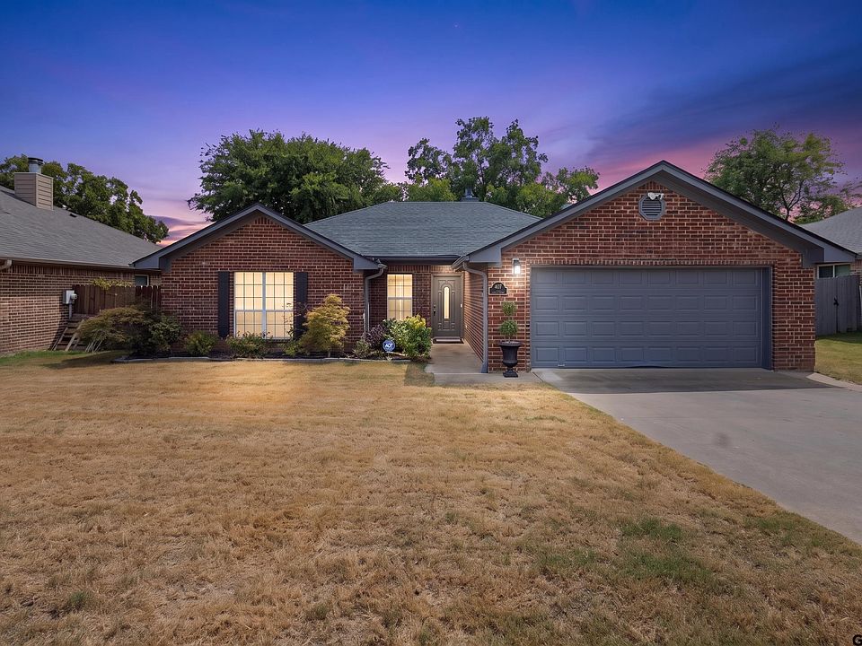 1st image of 107 Collin Dr