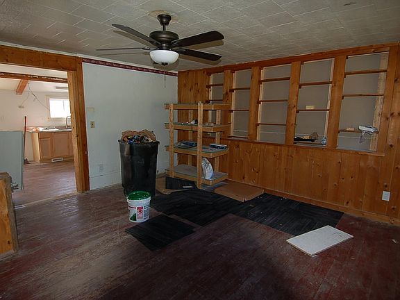 3rd image of 3899 W Houghton Lake Rd
