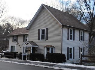 96 Housatonic St, Lenox, MA 01240