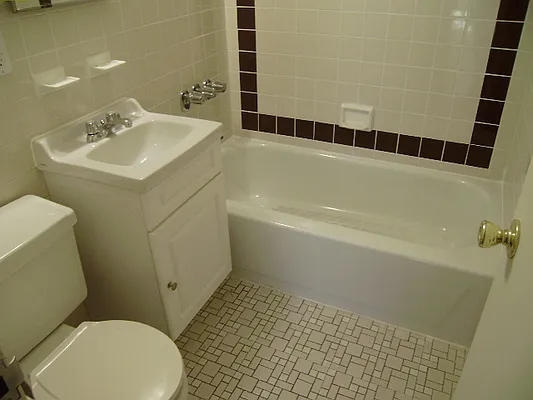 Rented by DSA Realty | media 17