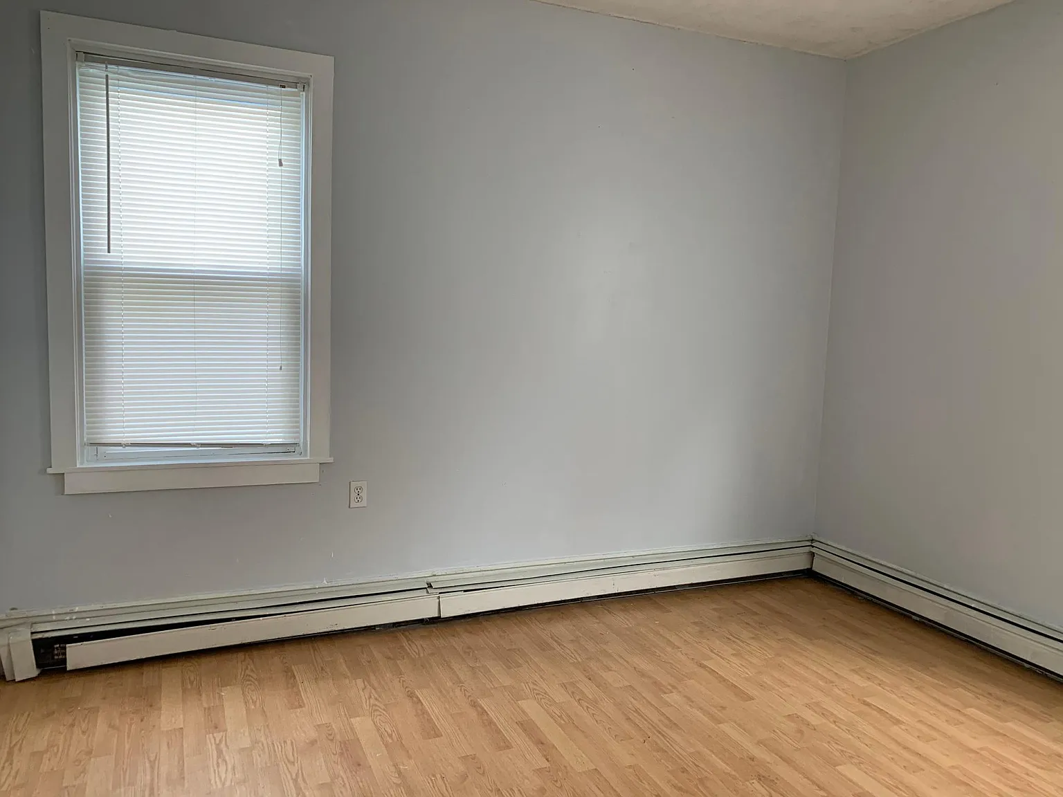 61 Florence St — Photo 4