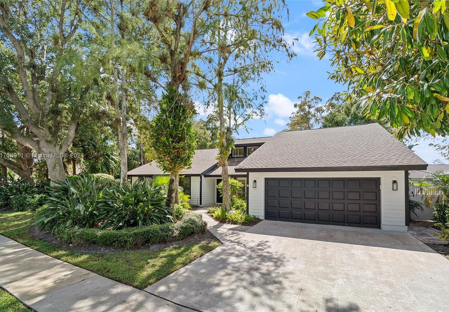 13368 Chelmsford St, Wellington, FL 33414 | Zillow