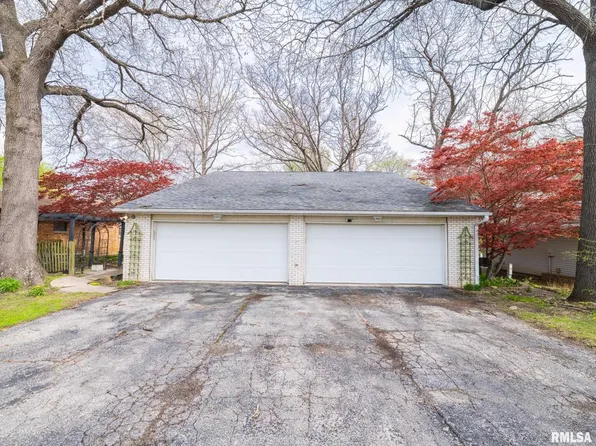 3601 W Richwoods Blvd, Peoria, IL 61604