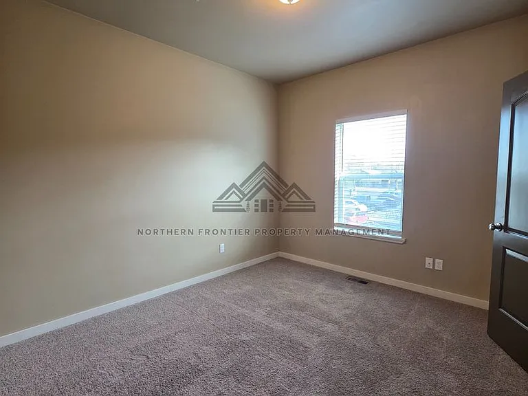75 SW Silverstar Ln — Photo 13