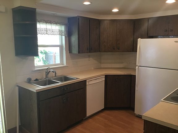 4th image of 3310 W Rowan Ave