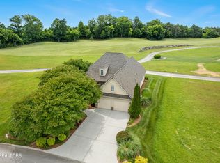 224 Goldcrest Dr, Vonore, TN 37885