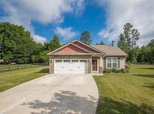 119 Rock Moss Dr, Williamston, SC 29697